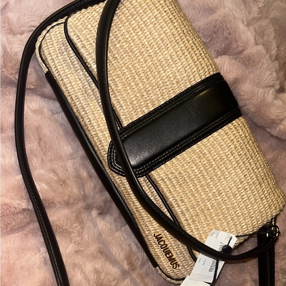 Jacquemus limited edition summer bag $1195 original price once used 2 times - Picture 1 of 11